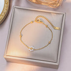 Preorder: Pearl Blossom Jewelry Set
